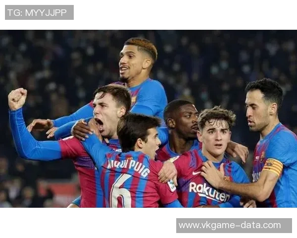 西甲激战：那不勒斯与巴萨战成平局补时争议进球引发全场轰动