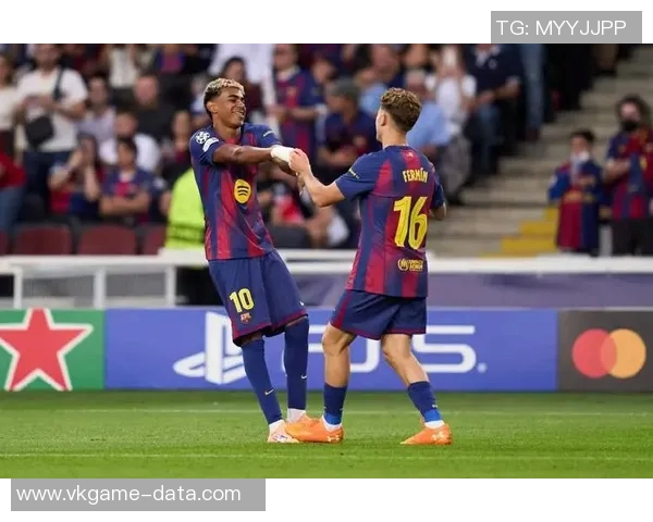 巴黎圣日耳曼大胜巴萨帽子戏法引发全场狂欢赛后精彩点评