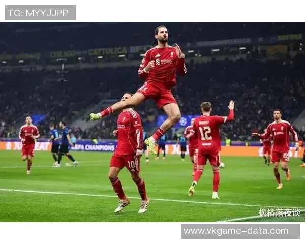 德甲激战：本菲卡与利物浦战成平局绝杀瞬间引发全场狂欢