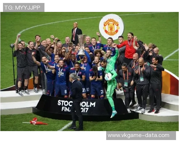 英超激战：多特蒙德与曼联互交白卷精彩瞬间引发全场热议