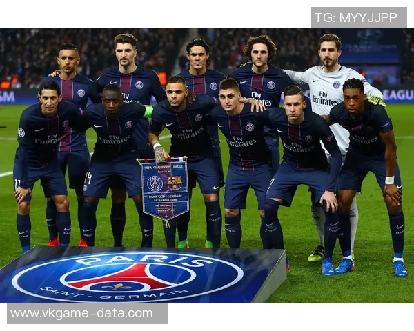 足总杯曼城大胜巴黎圣日耳曼乌龙球引发争议判罚全场沸腾