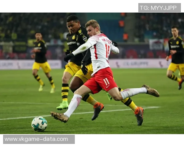 意甲激战莱比锡狂胜多特蒙德四球逆转瞬间点燃全场激情