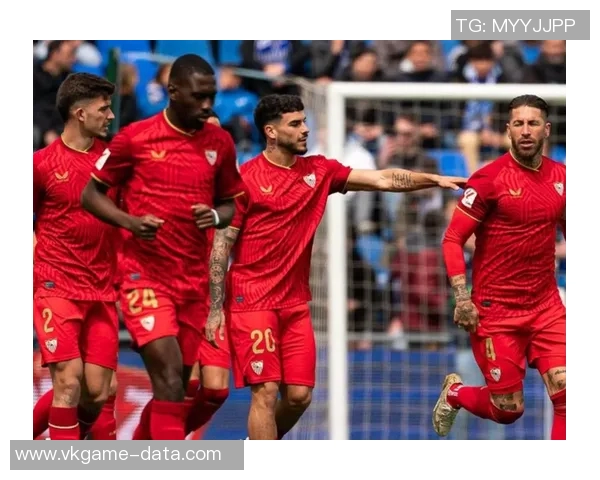 西甲激战:那不勒斯顽强逼平皇马全场沸腾瞬间回顾 西甲激战:那不勒斯顽强逼平皇马全场沸腾瞬间回顾