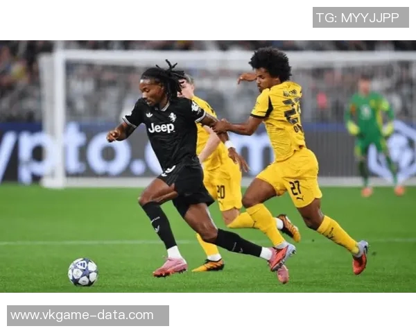 欧冠激战：AC米兰凭乌龙球小胜皇马战术解析与精彩瞬间回顾